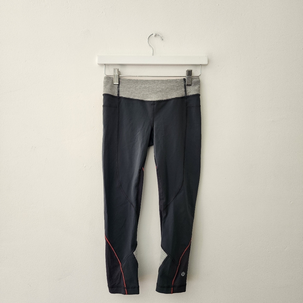 Lululemon | Gray Capri Leggings with Pink Accents